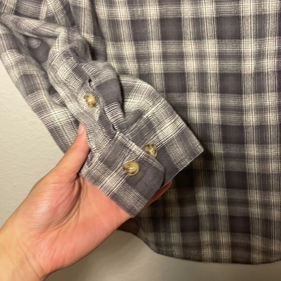 Duluth Trading Mens Shirt Medium Long Sleeve grey/white plaid 100% Cotton - Picture 8 of 8